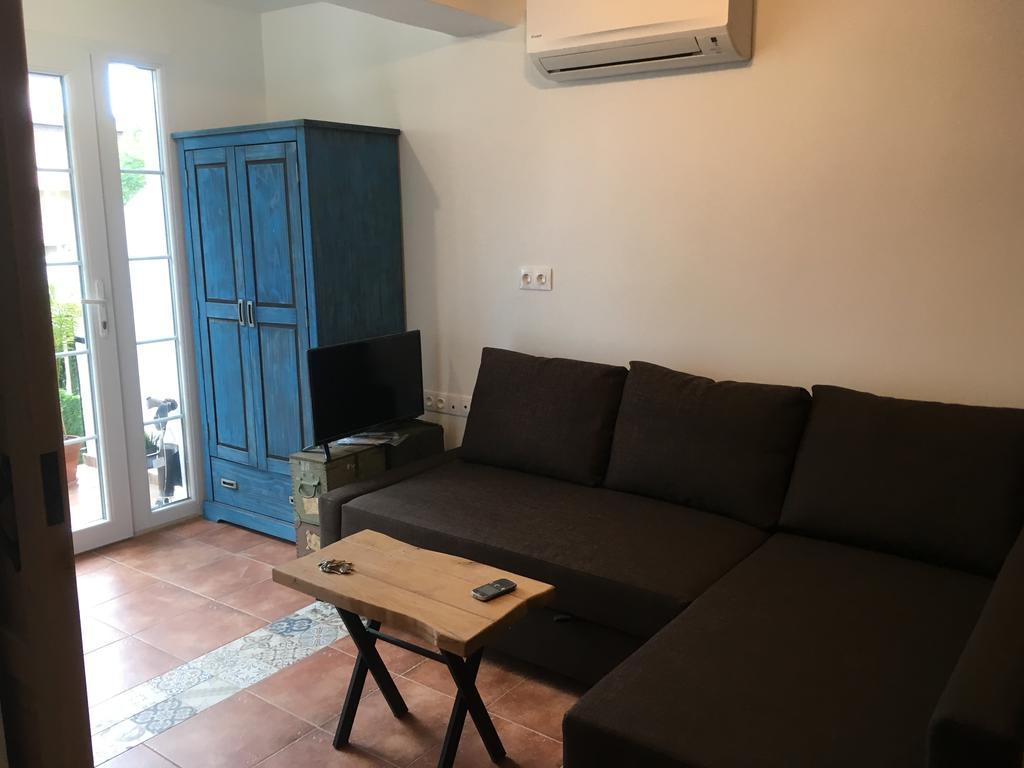 Appartement Buongiorno Garden à Varna Extérieur photo